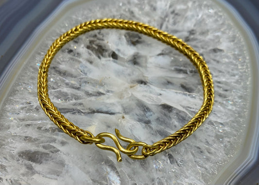 7.5  22kt Double Loop-in-Loop Gold Chain