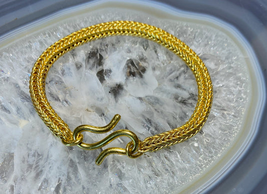 Two-Way Double Loop-in-Loop Bracelet - Gold