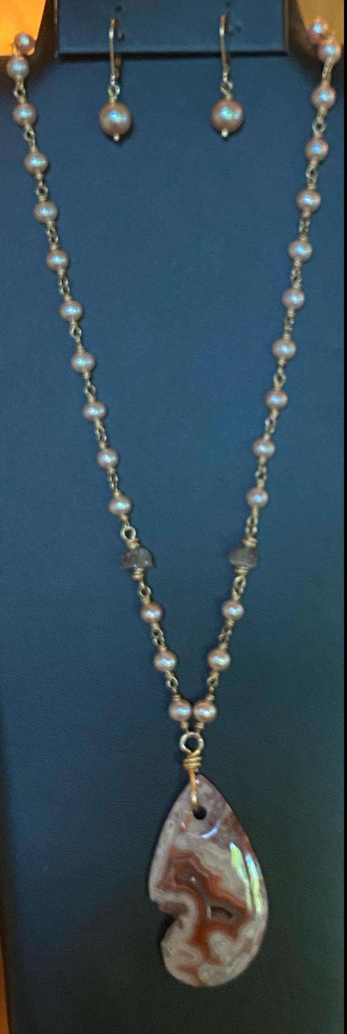 Freshwater Pearl Lace Agate Necklace